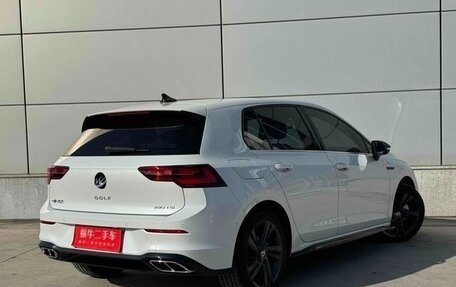 Volkswagen Golf VIII, 2022 год, 2 154 000 рублей, 6 фотография