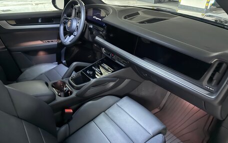 Porsche Cayenne III, 2024 год, 14 550 000 рублей, 15 фотография