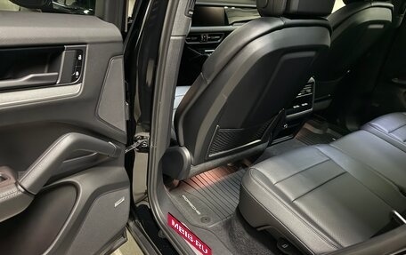 Porsche Cayenne III, 2024 год, 14 550 000 рублей, 13 фотография