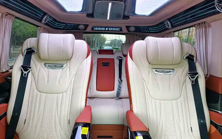 Mercedes-Benz V-Класс, 2026 год, 10 866 000 рублей, 16 фотография