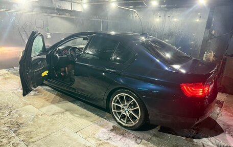 BMW 5 серия, 2013 год, 1 500 000 рублей, 2 фотография