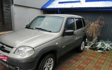 Chevrolet Niva I рестайлинг, 2012 год, 510 000 рублей, 2 фотография