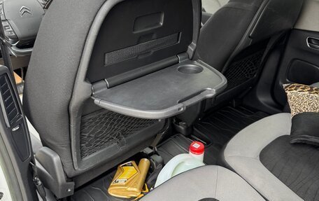 Citroen C4 Picasso II рестайлинг, 2014 год, 1 100 000 рублей, 24 фотография