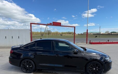 Volkswagen Jetta VI, 2014 год, 700 000 рублей, 3 фотография