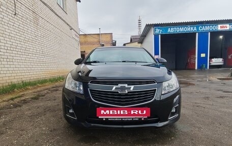 Chevrolet Cruze II, 2013 год, 800 000 рублей, 10 фотография