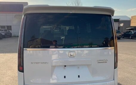 Honda Stepwgn, 2023 год, 2 380 000 рублей, 5 фотография