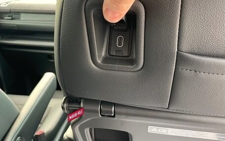 Honda Stepwgn, 2023 год, 2 380 000 рублей, 20 фотография