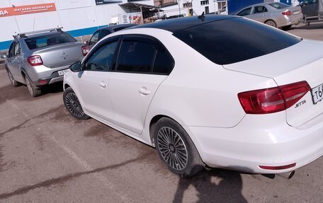 Volkswagen Jetta VI, 2015 год, 750 000 рублей, 3 фотография