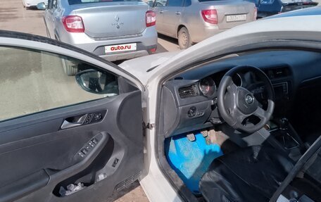 Volkswagen Jetta VI, 2015 год, 750 000 рублей, 8 фотография