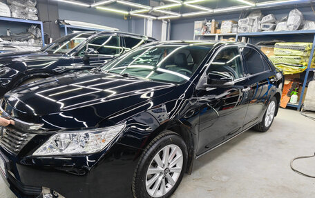 Toyota Camry, 2014 год, 2 590 000 рублей, 2 фотография