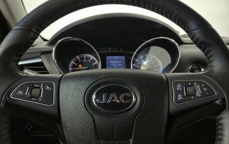 JAC T6, 2023 год, 1 920 000 рублей, 21 фотография