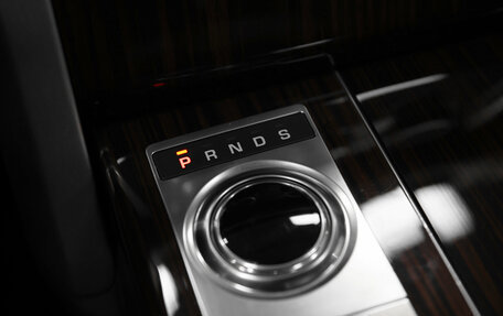 Land Rover Range Rover IV рестайлинг, 2017 год, 5 250 000 рублей, 27 фотография