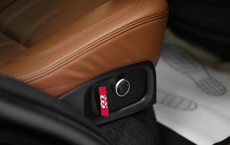 Land Rover Range Rover IV рестайлинг, 2017 год, 5 250 000 рублей, 22 фотография