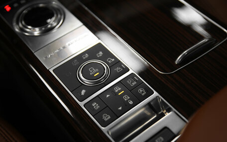 Land Rover Range Rover IV рестайлинг, 2017 год, 5 250 000 рублей, 36 фотография