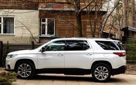 Chevrolet Traverse II, 2021 год, 3 500 000 рублей, 2 фотография