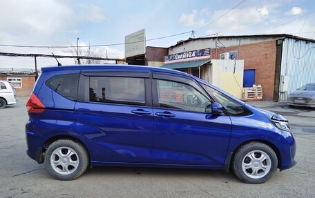 Honda Freed II, 2018 год, 1 440 000 рублей, 2 фотография