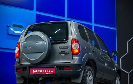 Chevrolet Niva I рестайлинг, 2018 год, 655 000 рублей, 6 фотография