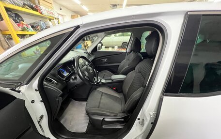 Renault Scenic IV, 2017 год, 1 090 000 рублей, 15 фотография