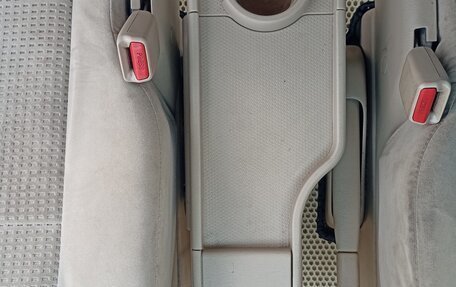 Mazda MPV II, 2004 год, 555 555 рублей, 22 фотография