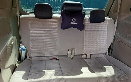 Mazda MPV II, 2004 год, 555 555 рублей, 33 фотография