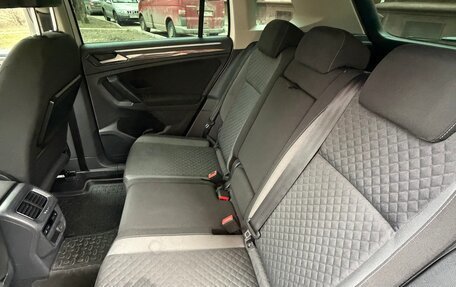 Volkswagen Tiguan II, 2017 год, 2 100 000 рублей, 9 фотография