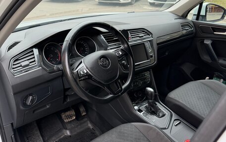 Volkswagen Tiguan II, 2017 год, 2 100 000 рублей, 5 фотография