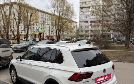 Volkswagen Tiguan II, 2017 год, 2 100 000 рублей, 4 фотография