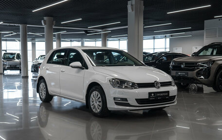 Volkswagen Golf VII, 2015 год, 1 070 000 рублей, 2 фотография
