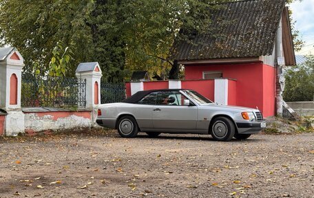 Mercedes-Benz W124, 1992 год, 5 500 000 рублей, 2 фотография
