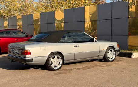 Mercedes-Benz W124, 1992 год, 5 500 000 рублей, 23 фотография