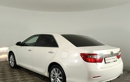 Toyota Camry, 2014 год, 1 580 000 рублей, 5 фотография