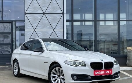 BMW 5 серия, 2015 год, 2 349 000 рублей, 3 фотография