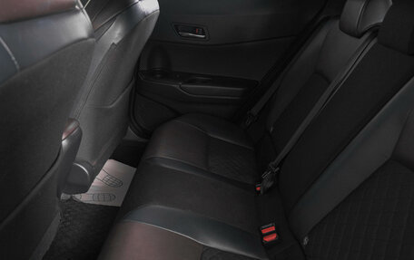 Toyota C-HR I рестайлинг, 2016 год, 1 769 000 рублей, 12 фотография