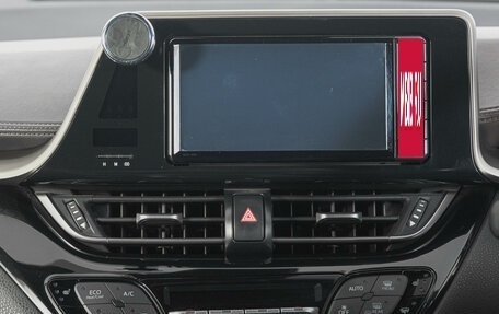 Toyota C-HR I рестайлинг, 2016 год, 1 769 000 рублей, 20 фотография