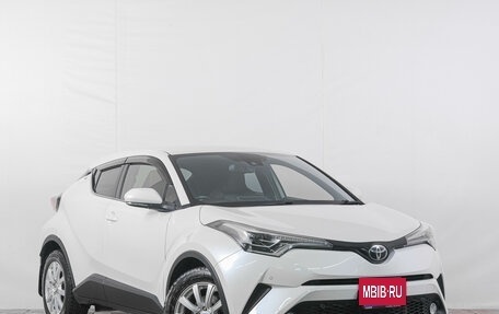 Toyota C-HR I рестайлинг, 2016 год, 1 769 000 рублей, 6 фотография