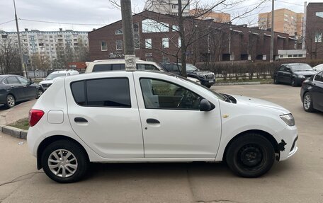 Renault Sandero II рестайлинг, 2018 год, 550 000 рублей, 5 фотография