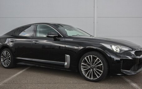 KIA Stinger I, 2018 год, 2 299 000 рублей, 2 фотография