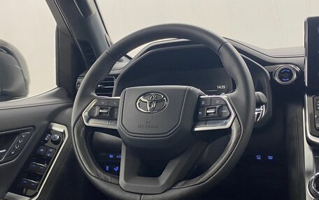 Toyota Land Cruiser, 2025 год, 15 600 000 рублей, 12 фотография