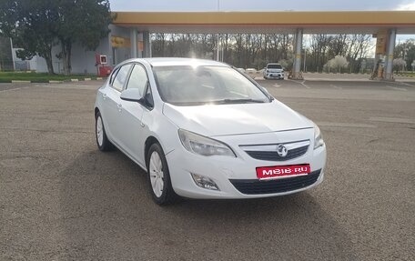 Opel Astra J, 2012 год, 610 000 рублей, 1 фотография