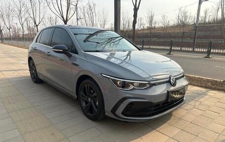 Volkswagen Golf VIII, 2022 год, 1 500 000 рублей, 1 фотография