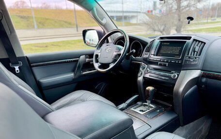 Toyota Land Cruiser 200, 2009 год, 2 250 000 рублей, 11 фотография