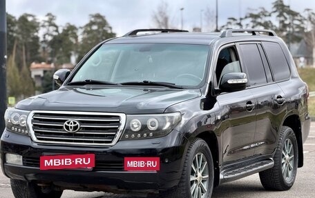 Toyota Land Cruiser 200, 2009 год, 2 250 000 рублей, 2 фотография