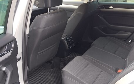 Volkswagen Passat B8 рестайлинг, 2020 год, 2 600 000 рублей, 10 фотография