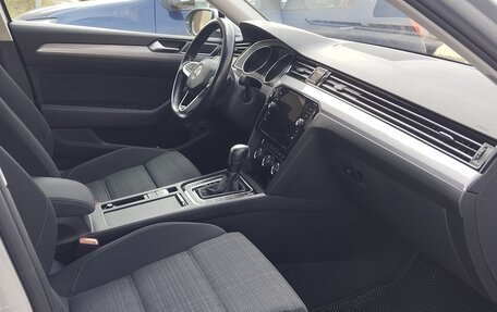 Volkswagen Passat B8 рестайлинг, 2020 год, 2 600 000 рублей, 7 фотография