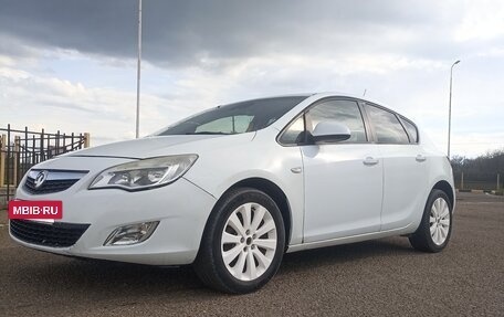 Opel Astra J, 2012 год, 610 000 рублей, 2 фотография