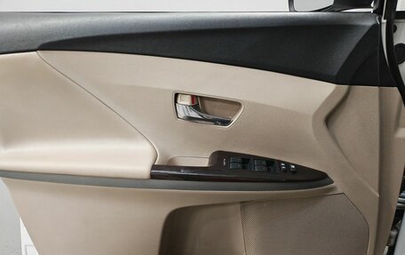 Toyota Venza I, 2010 год, 1 613 000 рублей, 16 фотография