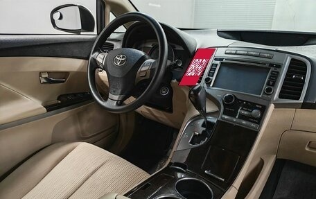 Toyota Venza I, 2010 год, 1 613 000 рублей, 10 фотография