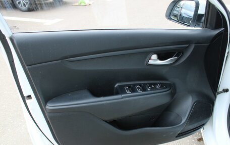 KIA Rio IV, 2019 год, 1 325 000 рублей, 15 фотография