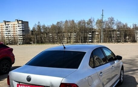 Volkswagen Polo VI (EU Market), 2013 год, 900 000 рублей, 21 фотография