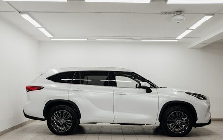 Toyota Highlander, 2026 год, 5 900 000 рублей, 6 фотография